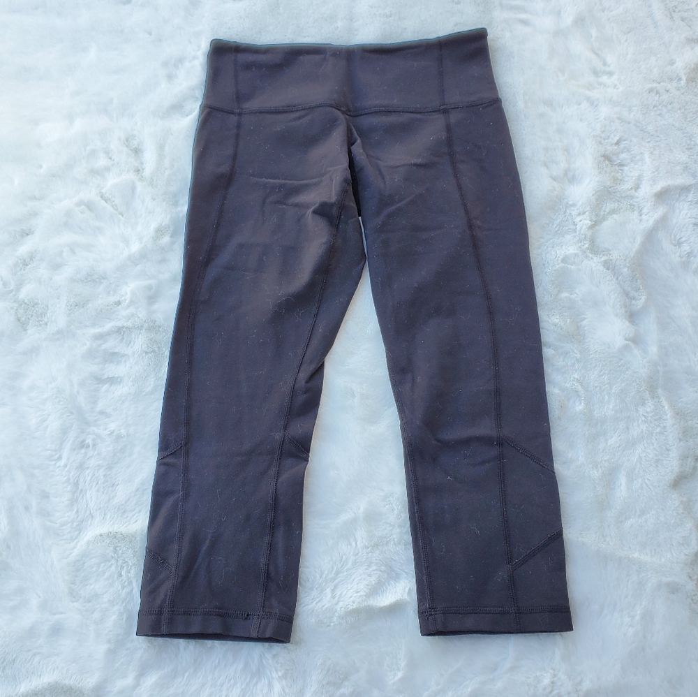 Lululemon Black Capris Leggings